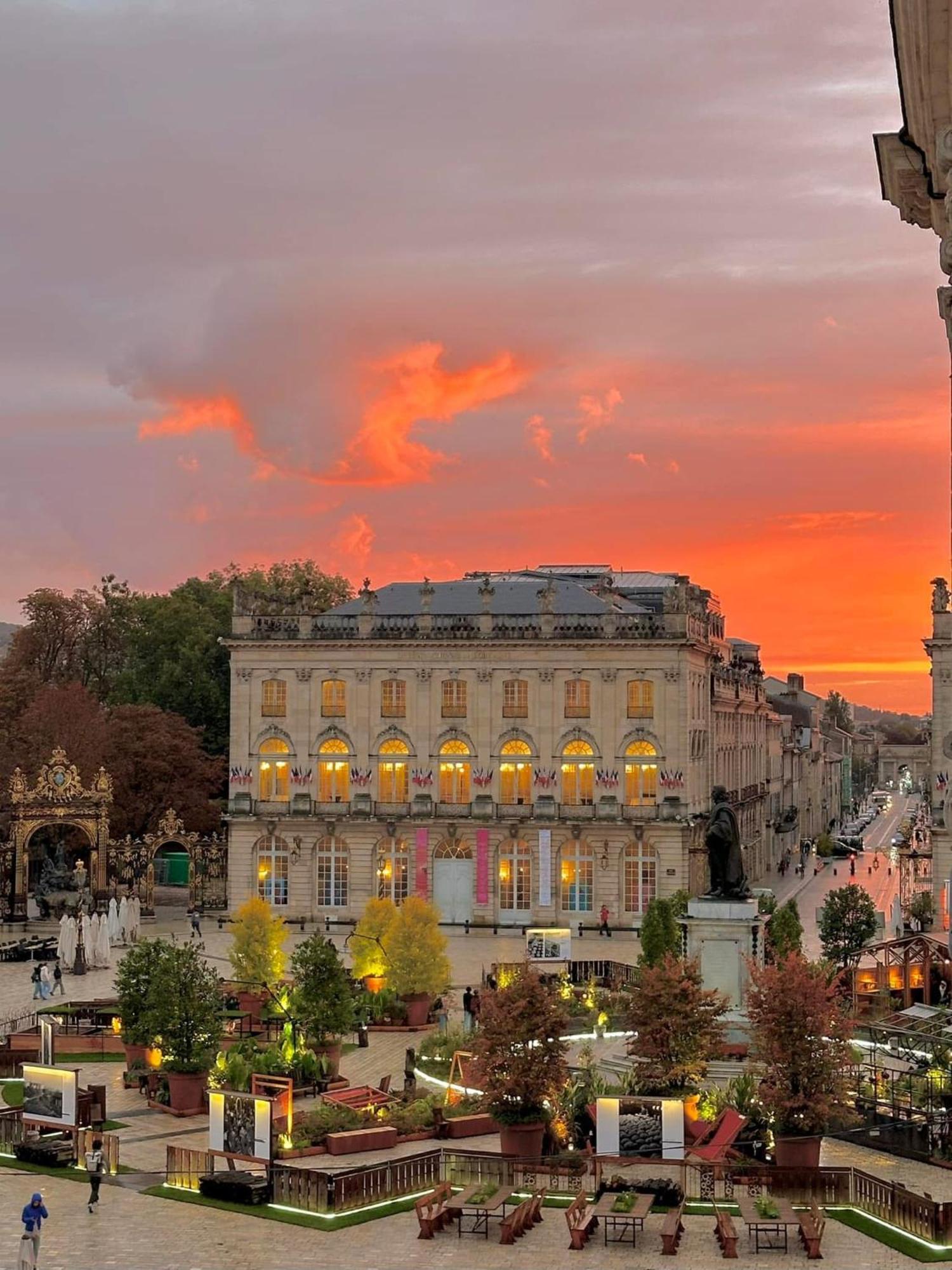 Petit Cocon Proche De Stanislas Nancy Luaran gambar